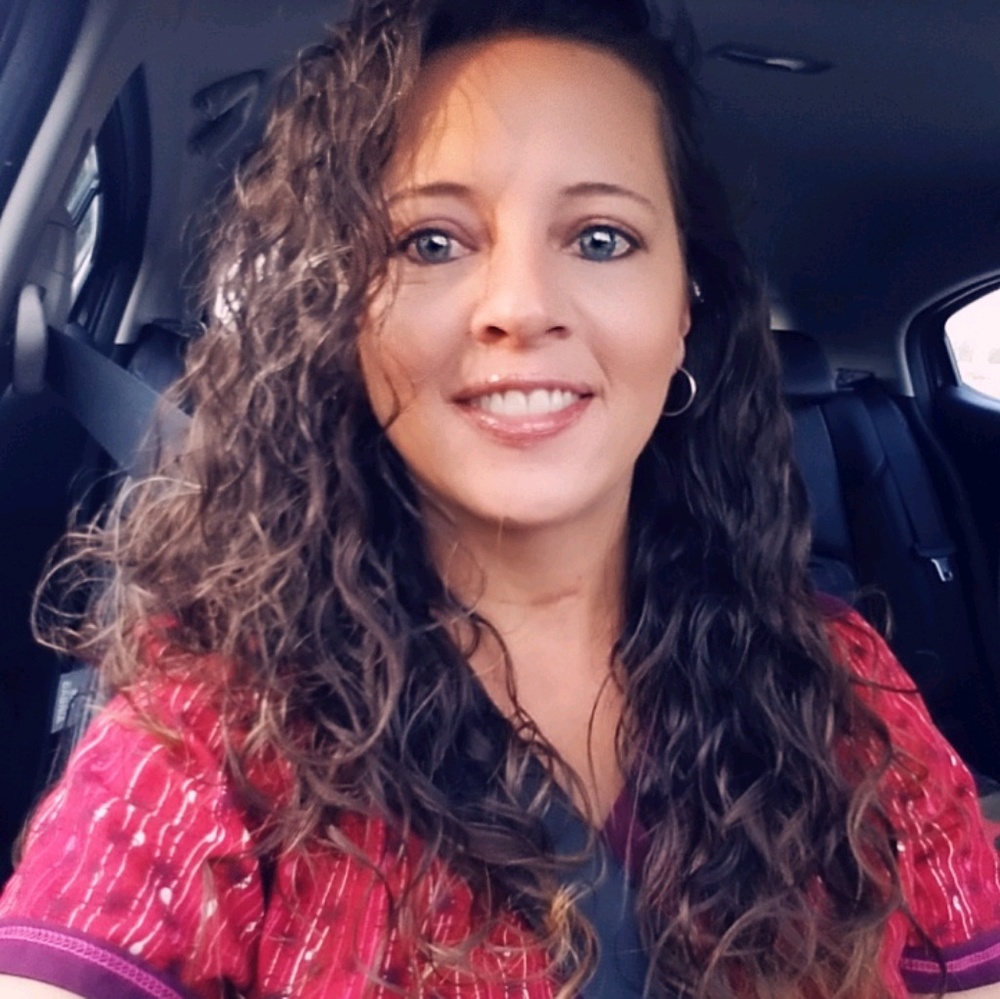 Meet your Posher, Janel